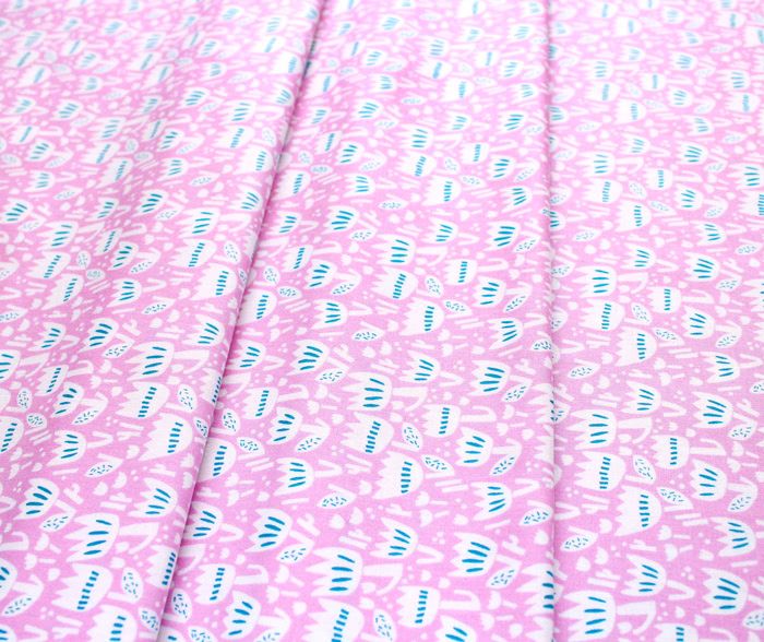 Felicity Fabrics Burgess Field in Petunia 610004