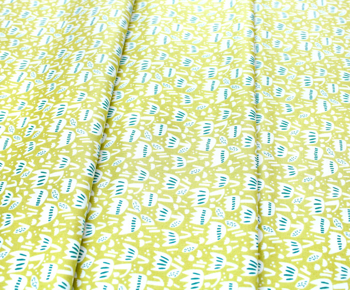 Felicity Fabrics Burgess Field in Begonia 610009