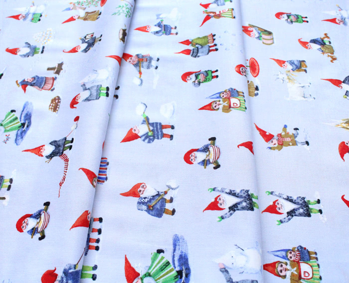 Windham Fabrics Winter Gnomes 51874-1 Winter Gnomes in Frosty