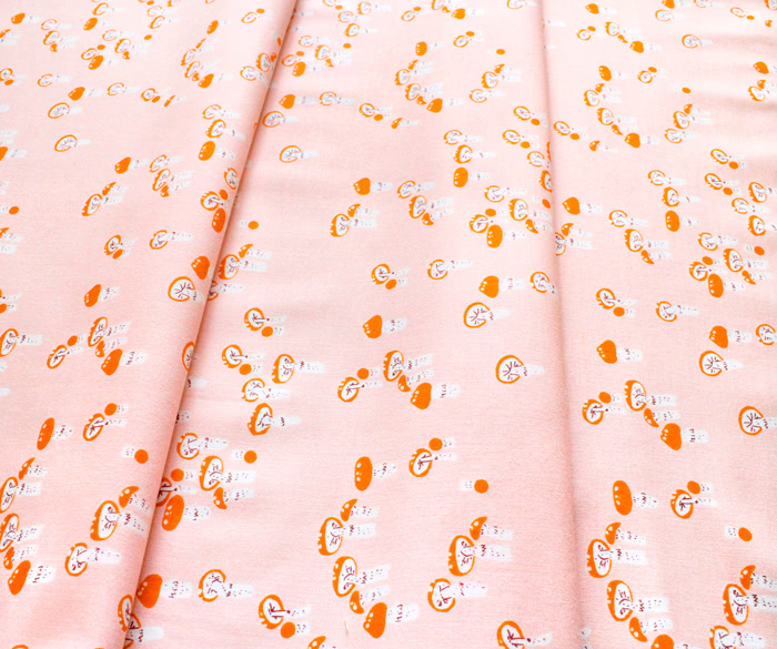 Windham Fabrics / Far Far Away 3 / 52756-1 Mushrooms Pink